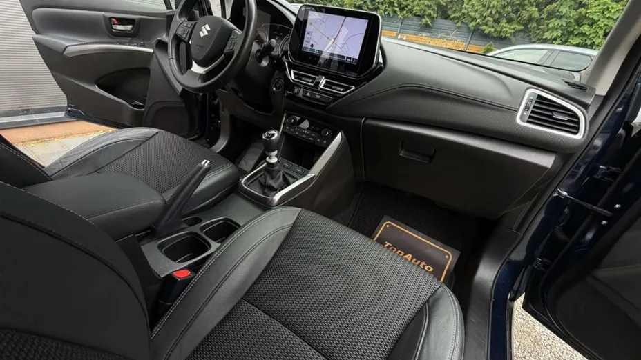 SUZUKI SX4 -