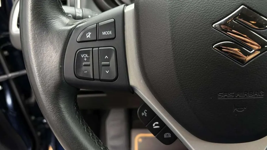SUZUKI SX4 -