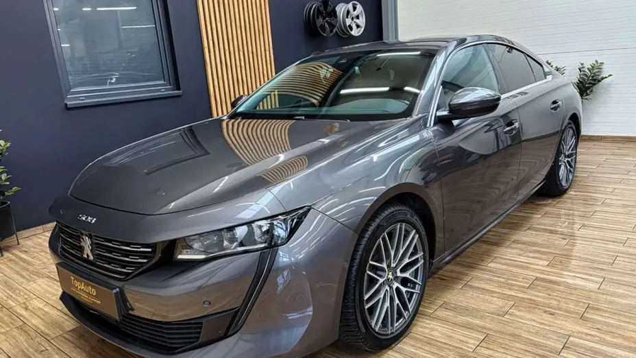 PEUGEOT 508 -