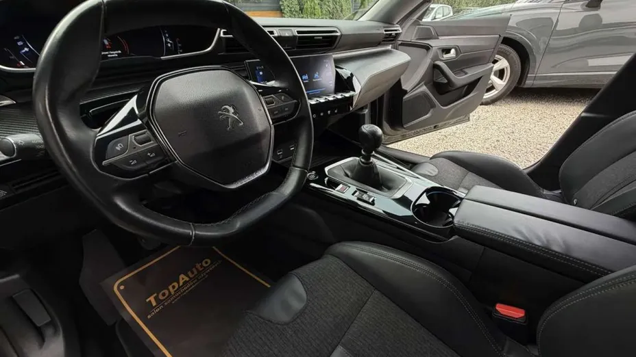 PEUGEOT 508 -