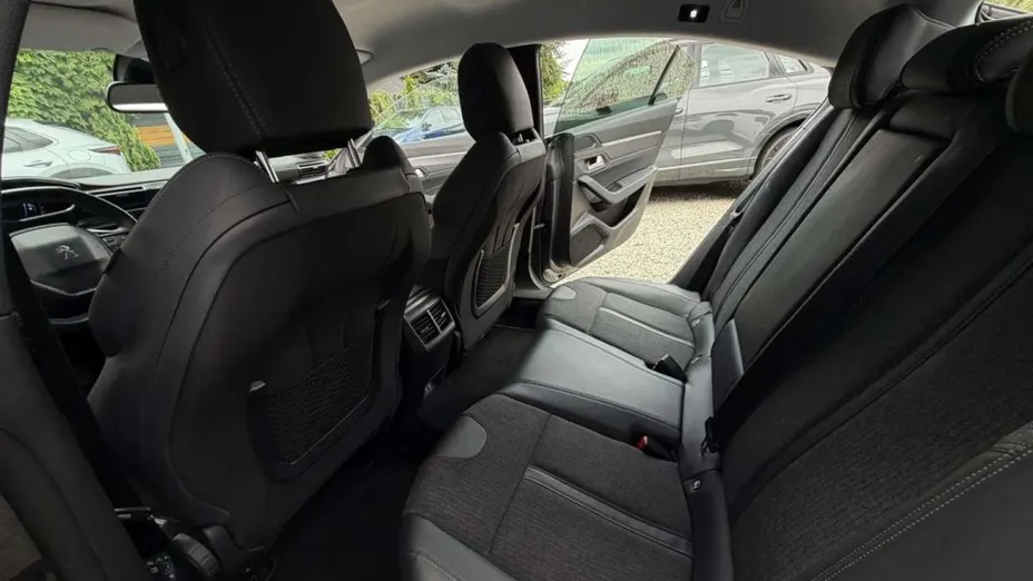 PEUGEOT 508 -