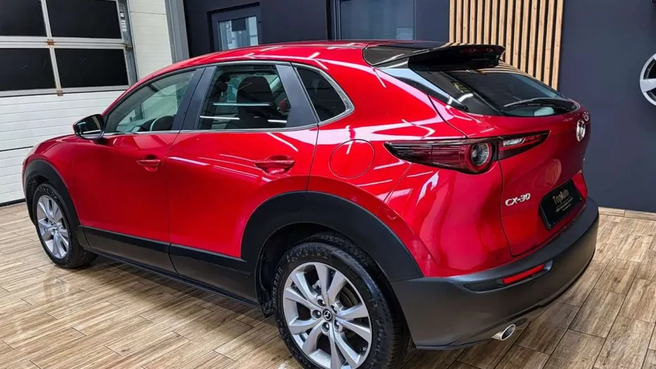 MAZDA CX-30 -