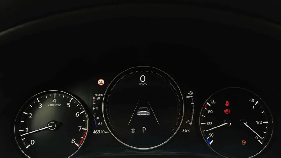 MAZDA CX-30 -