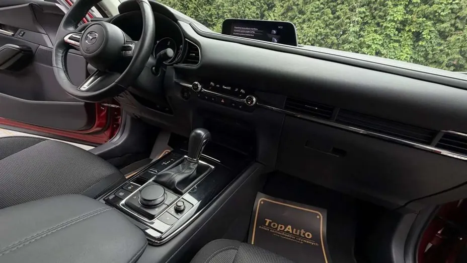 MAZDA CX-30 -