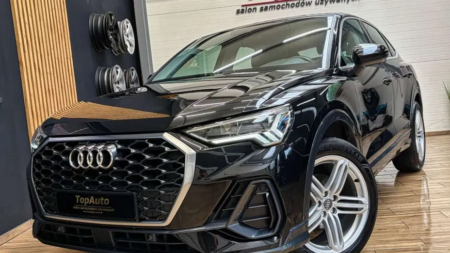 AUDI Q3 Sportback -