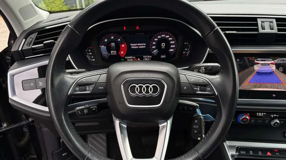 AUDI Q3 Sportback -