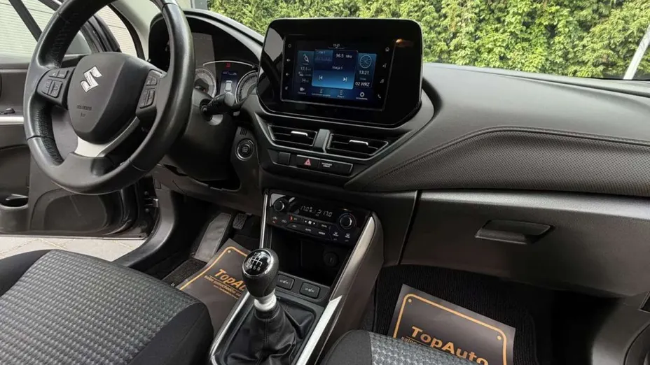 SUZUKI SX4 -