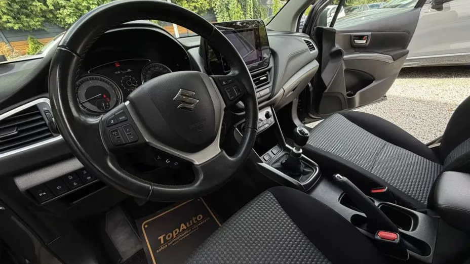 SUZUKI SX4 -