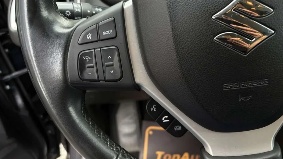 SUZUKI SX4 -