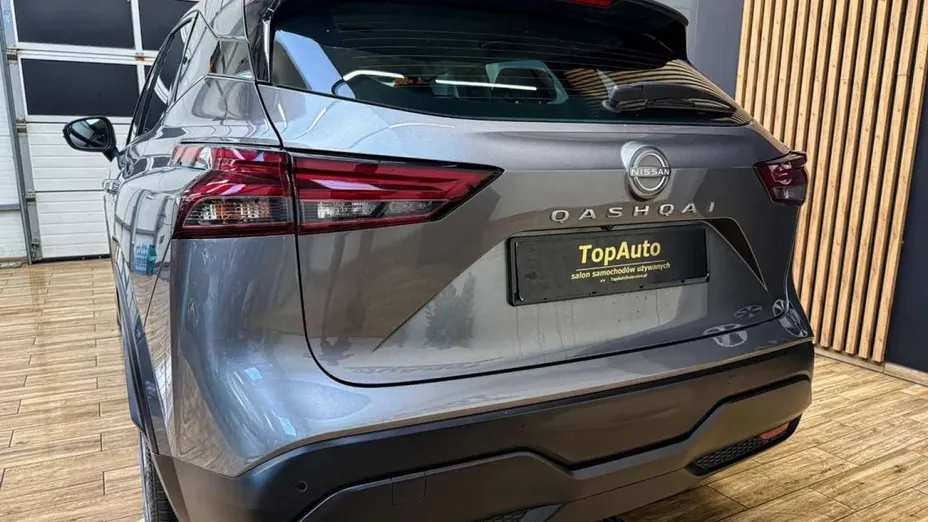 NISSAN Qashqai -