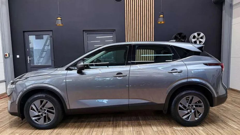NISSAN Qashqai -
