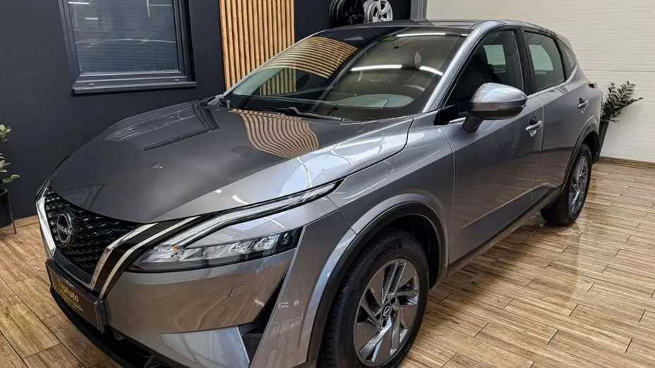 NISSAN Qashqai -