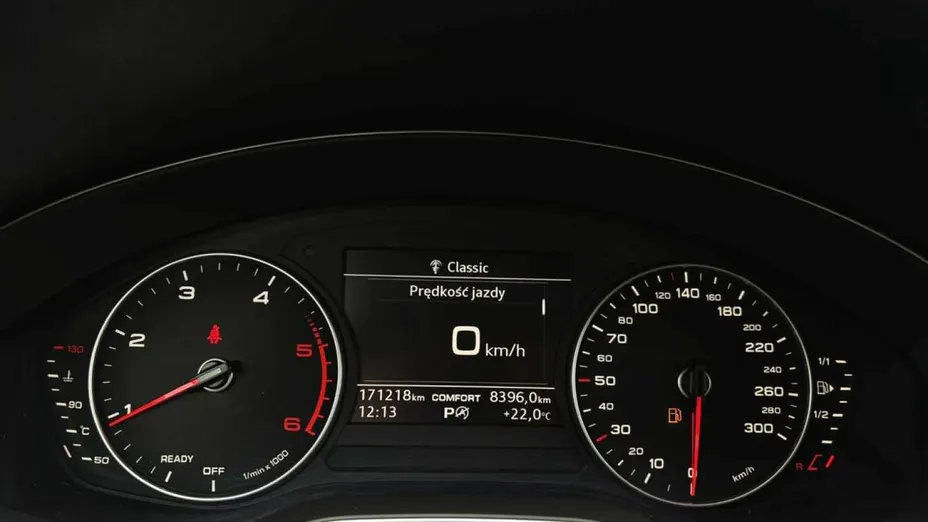 AUDI Q5 -