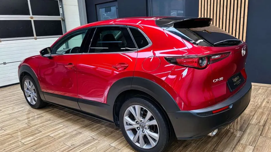 MAZDA CX-30 -