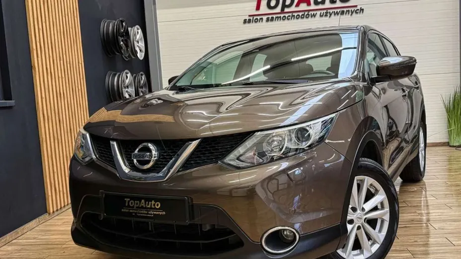 NISSAN Qashqai -