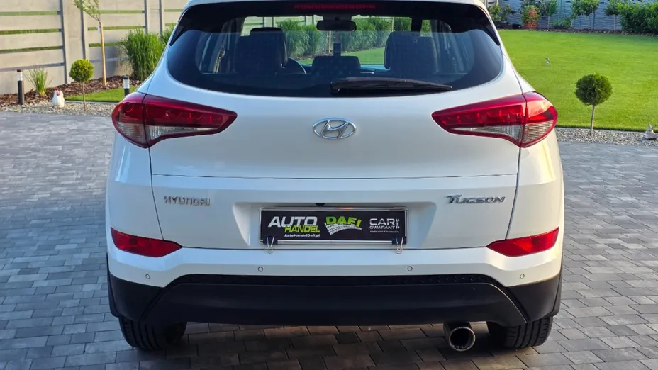 HYUNDAI Tucson -