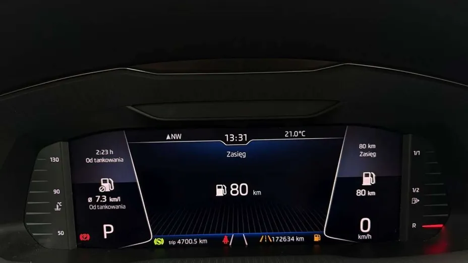 SKODA Superb -