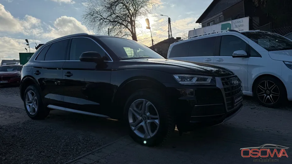 AUDI Q5 -