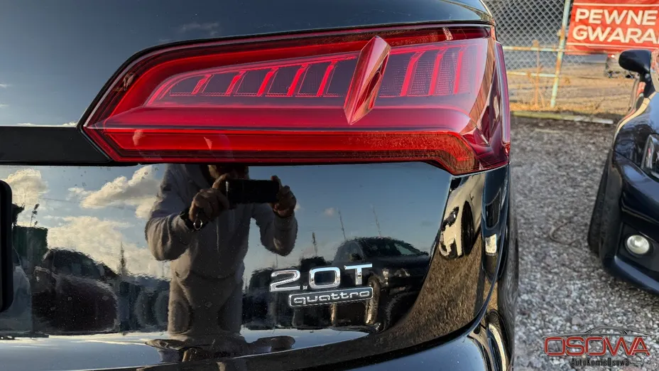 AUDI Q5 -