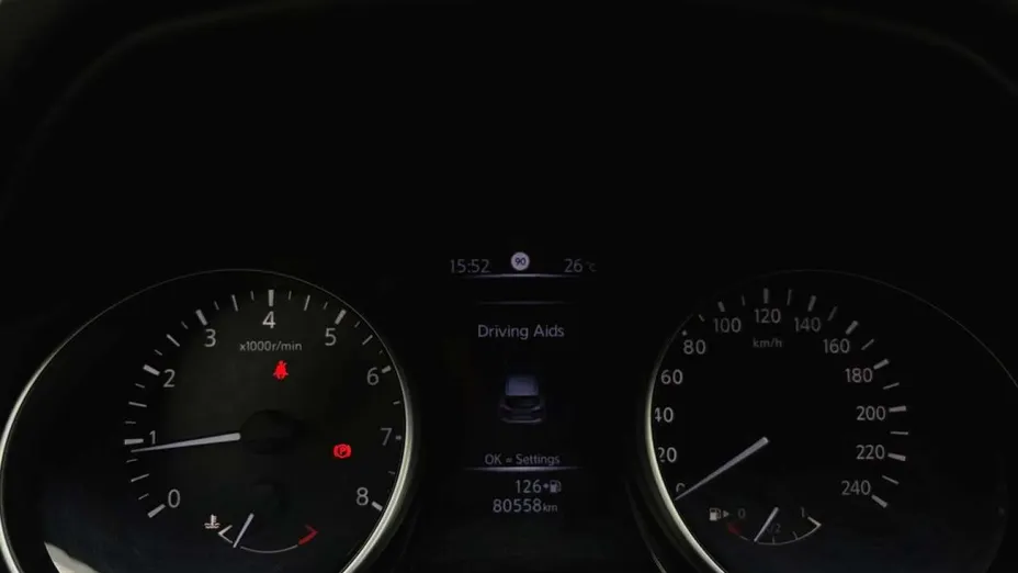 NISSAN Qashqai -
