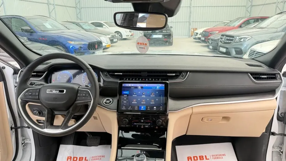 JEEP Grand Cherokee -
