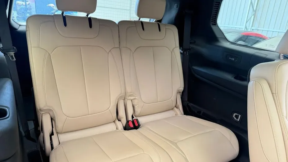 JEEP Grand Cherokee -
