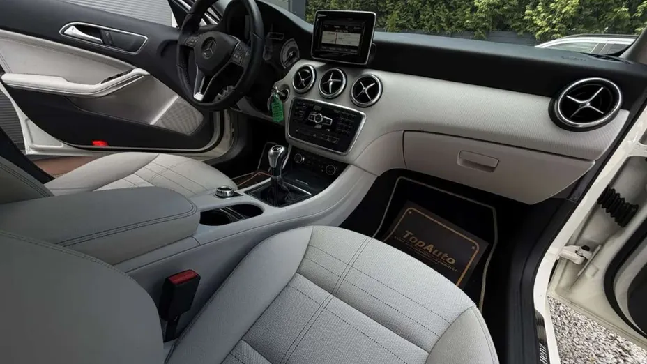MERCEDES-BENZ A Klasa -