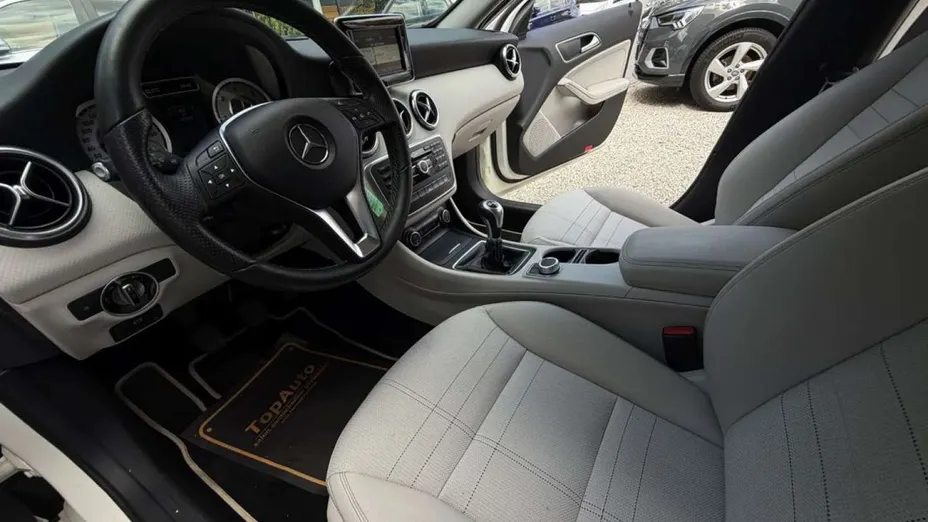 MERCEDES-BENZ A Klasa -