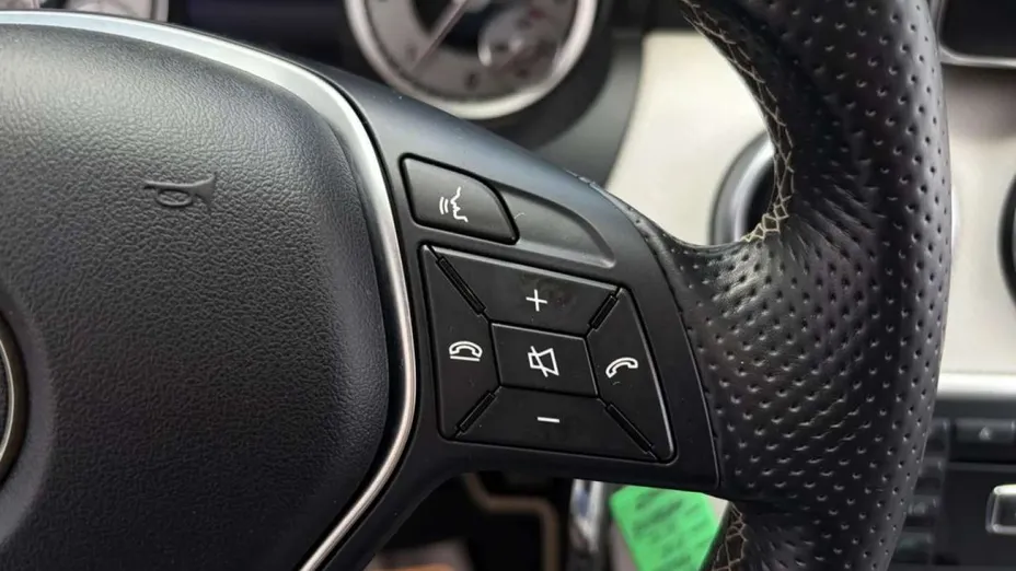 MERCEDES-BENZ A Klasa -