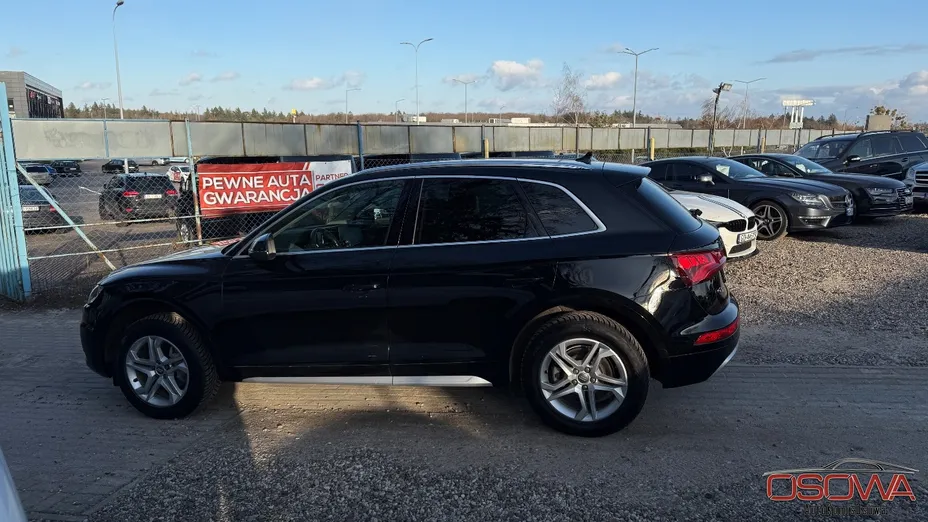 AUDI Q5 -