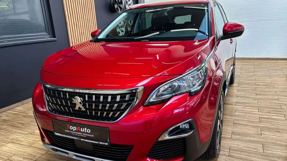 PEUGEOT 3008 -
