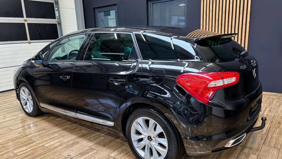 CITROEN DS5 -