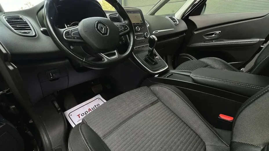 RENAULT Scenic -