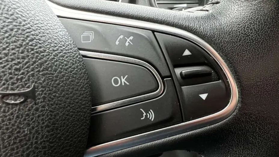 RENAULT Scenic -