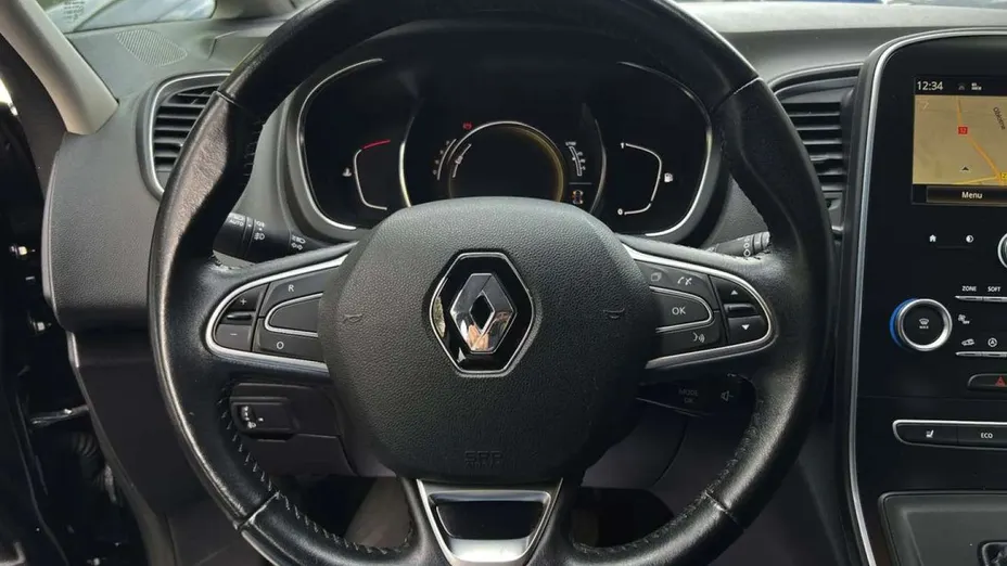 RENAULT Scenic -