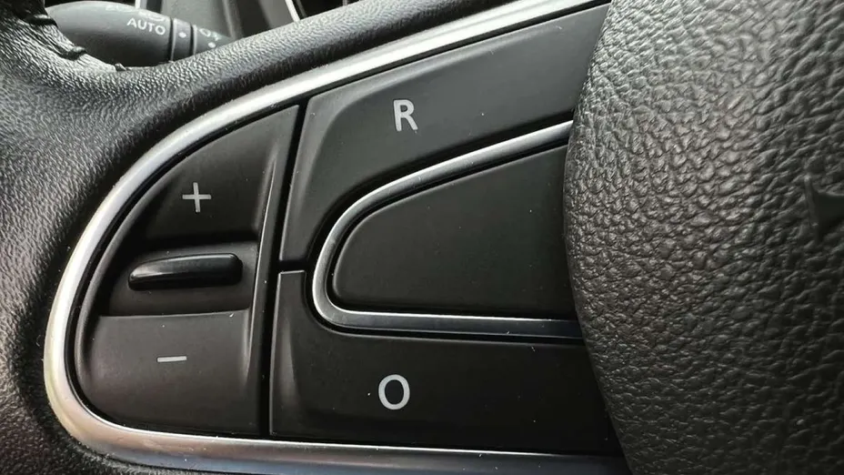 RENAULT Scenic -