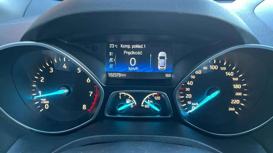 FORD Kuga -