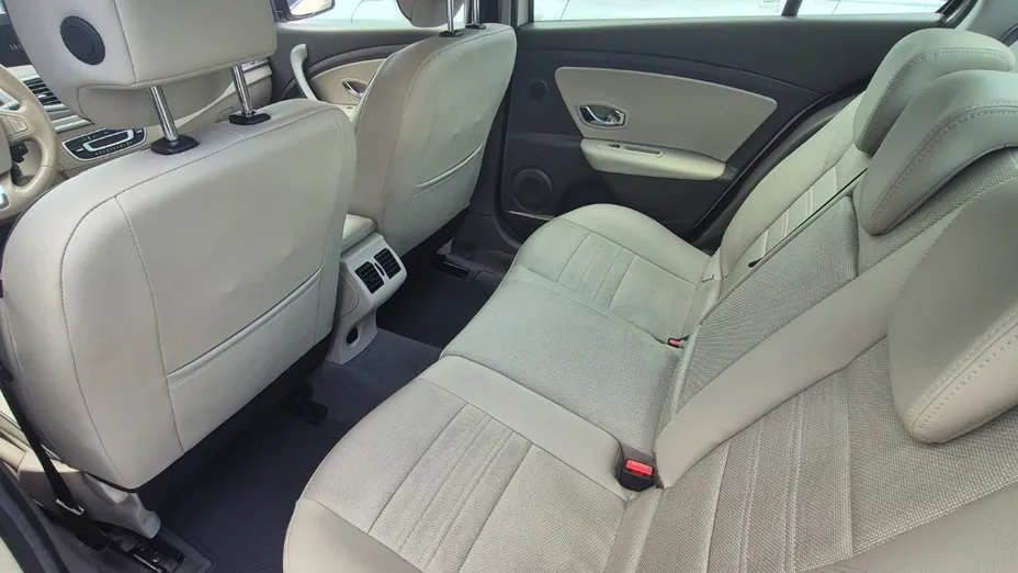 RENAULT Fluence -