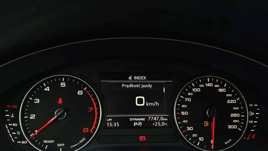 AUDI A4 -