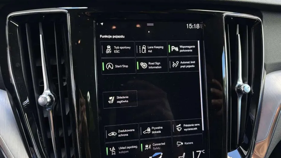 VOLVO V60 -