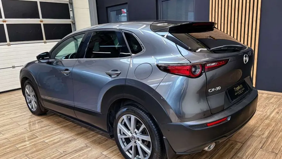 MAZDA CX-30 -