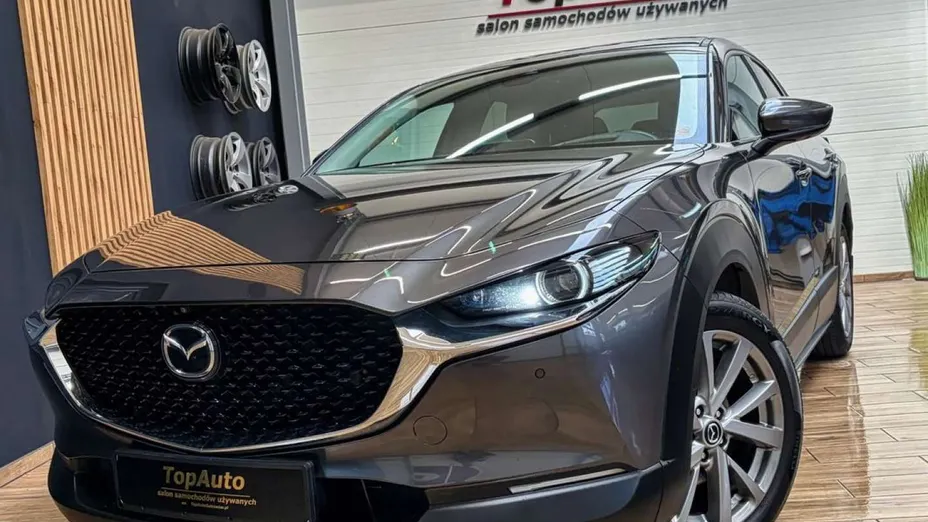 MAZDA CX-30 -