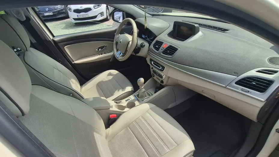 RENAULT Fluence -