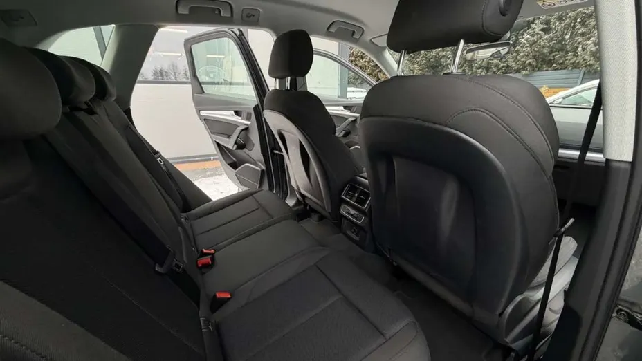 AUDI Q5 -