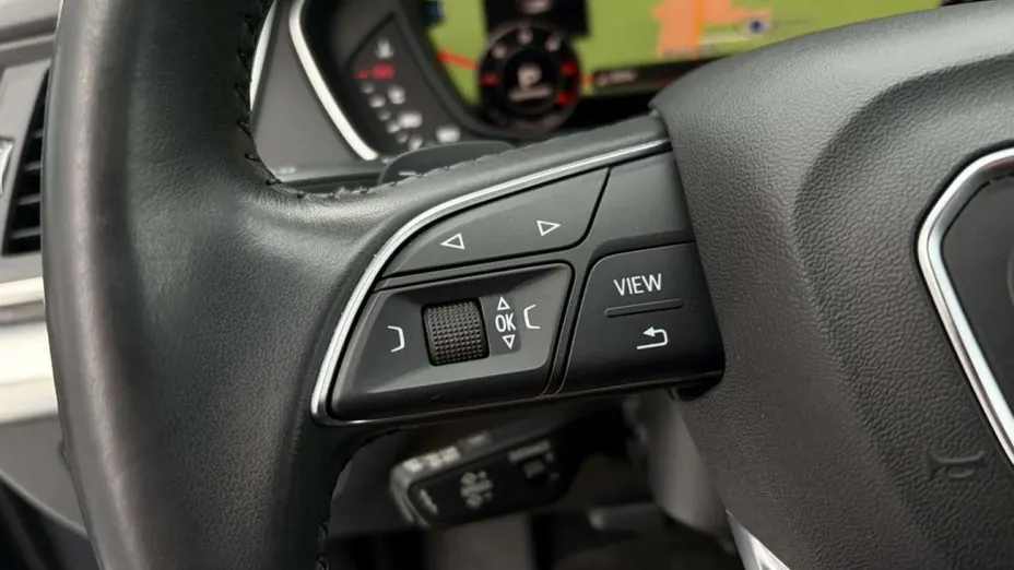 AUDI Q5 -