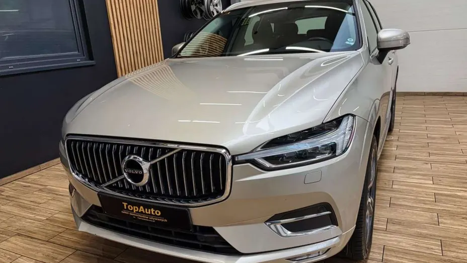 VOLVO XC60 -