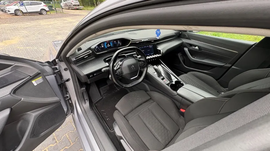 PEUGEOT 508 -
