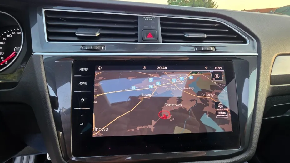 VOLKSWAGEN Tiguan -