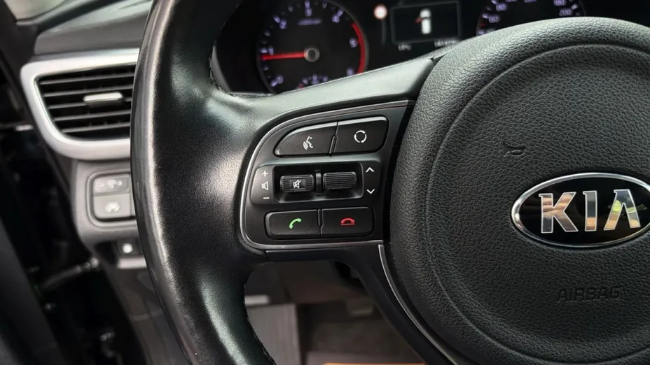 KIA Optima -