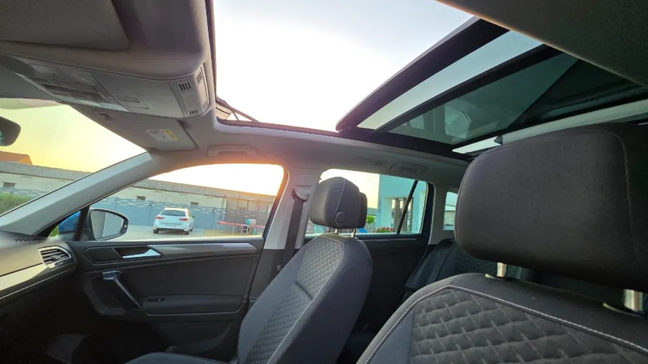 VOLKSWAGEN Tiguan -